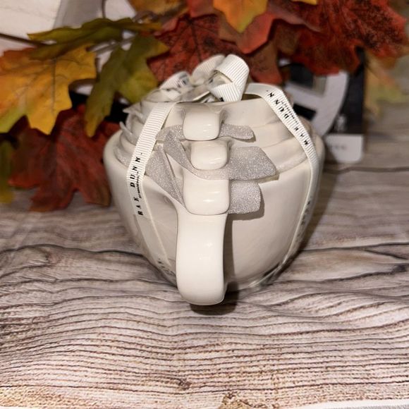 RAE‎ DUNN Artisan Collection Set of 4 Ceramic Measuring Cups With Handles - Picture 2 of 4